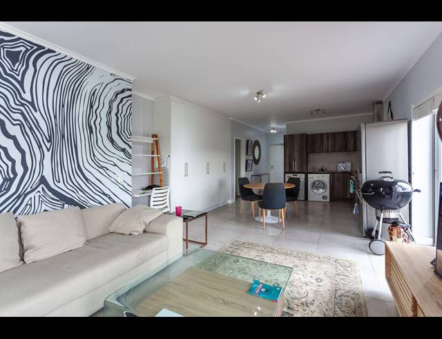 2 BEDROOM APARTMENT TO LET IN CENTURY CITY